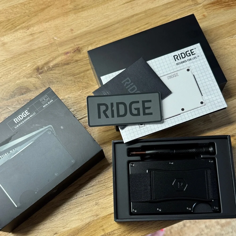 The Ridge Slim RFID Blocking Wallet - Royal Black